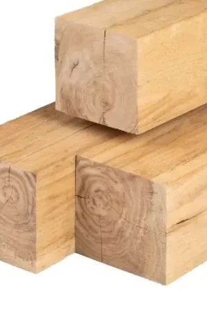 Eiken paal vers bezaagd 15 x 15 cm Uitverkoop