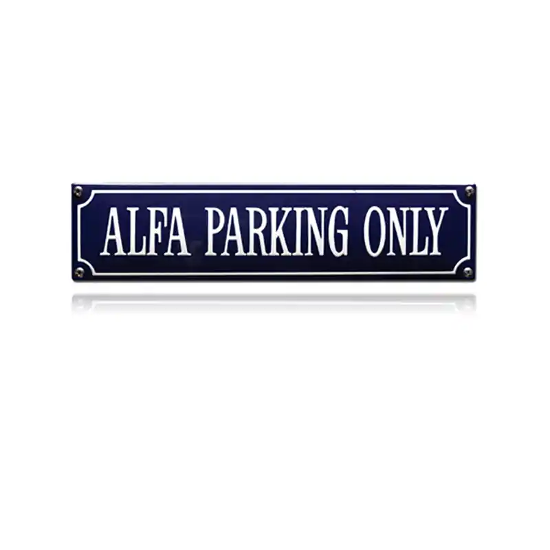 Gecertificeerd SS-03 emaille straatnaambord ‘Alfa parking only‘