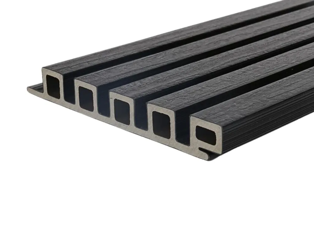 Composiet Rhombusprofielplank Castellation 25 2.5 x 19.6 cm (25 x 196 mm) Zwart - Lengte 290 cm Seizoensaanbieding