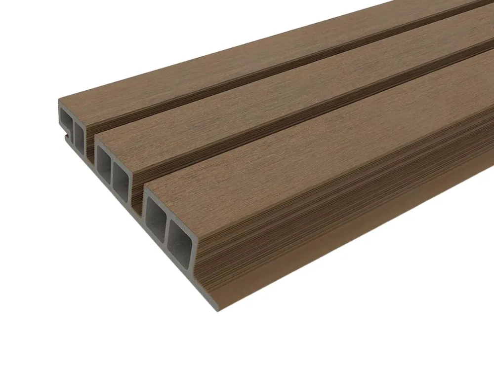 Composiet Rhombusprofielplank 2.5 x 19.6 cm (25 x 196 mm) Teak Castellation 50 - Lengte 290 cm Dagaanbieding