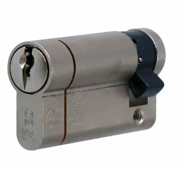 Op = Op Enkele Veiligheidscilinder 50/10 Iseo F6 Extra S SKG3