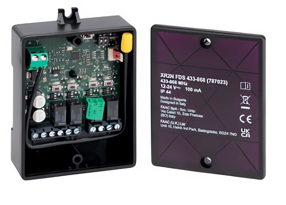 Direct Beschikbaar FAAC XR4N FDS 433-868MHz externe 4-kanaalsontvanger in huizing IP44
